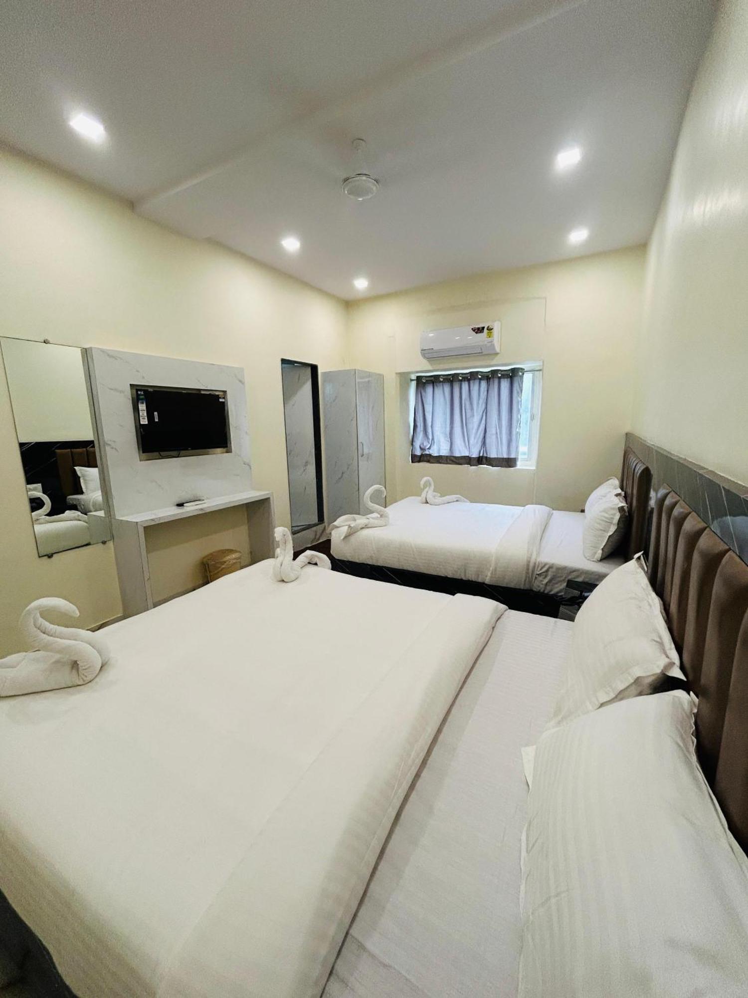 Hotel Rinza Residency Βομβάη Εξωτερικό φωτογραφία